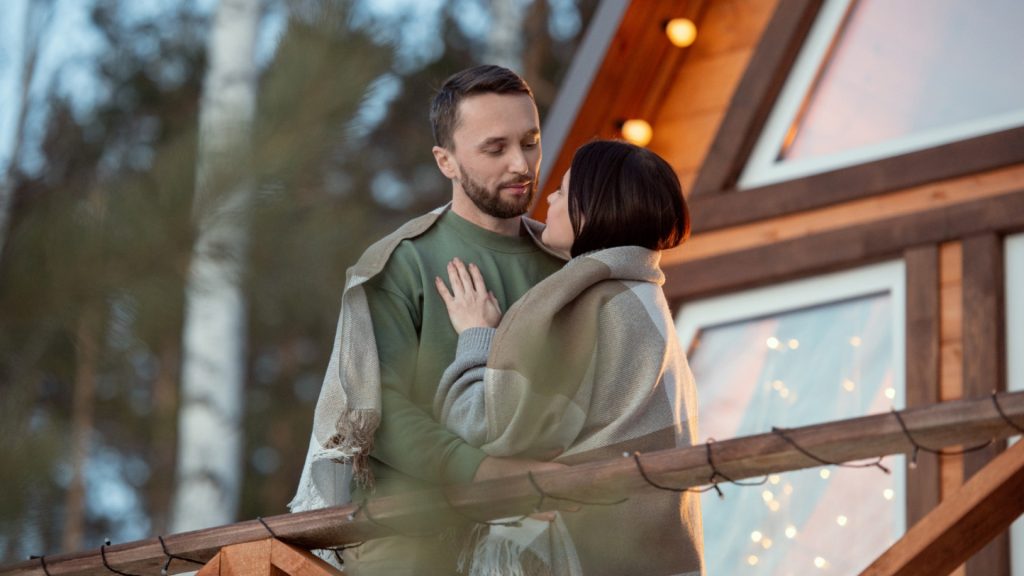 Séjour romantique dans le Jura : vivez l’expérience d’une cabane insolite !