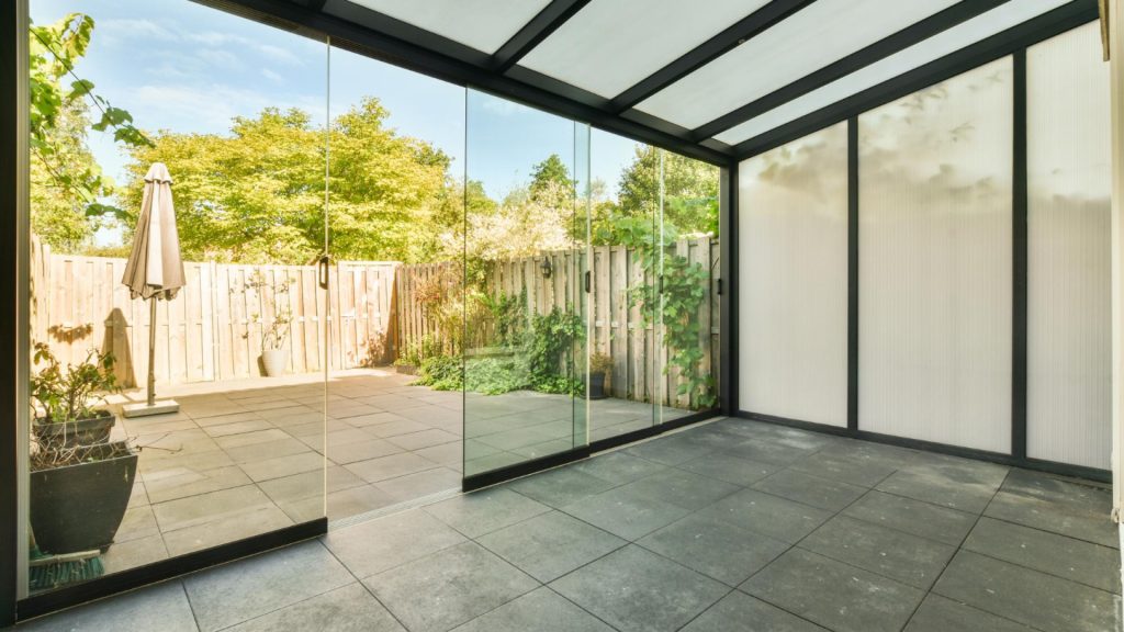 Agrandissez votre maison à Lyon grâce à une véranda moderne : idées et inspirations