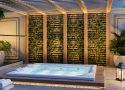 Couverture de spa sécurisée : protéger son équipement et ses utilisateurs