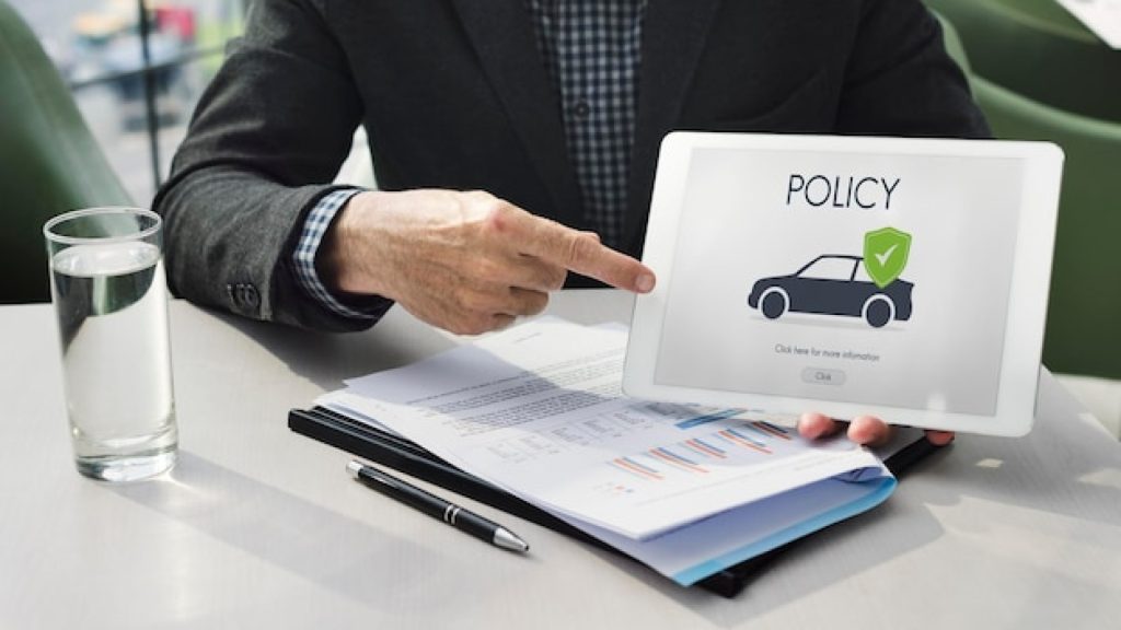 Assurance auto pas chère : une couverture vraiment moins bonne ?